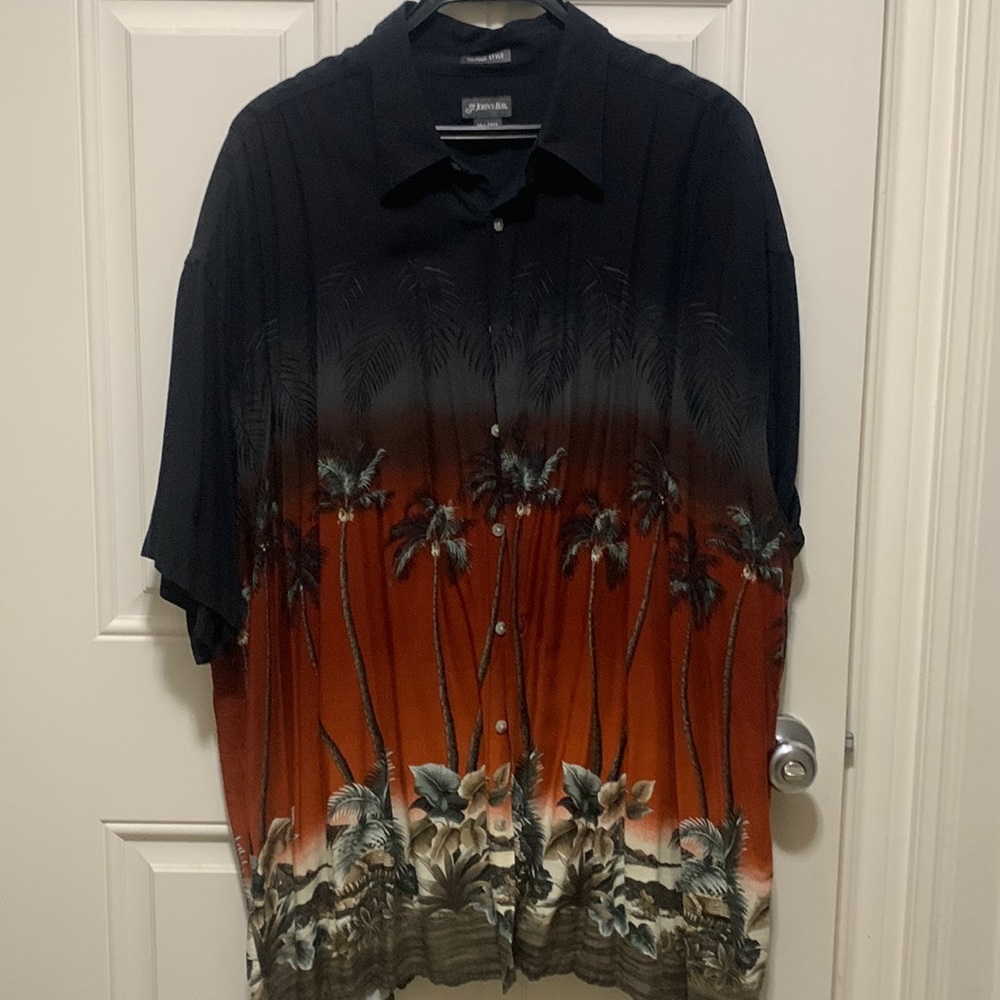 Men’s Hawaiian shirt